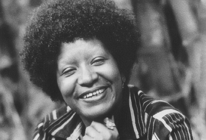 Lélia Gonzalez – 90 anos: quando a luta negra encontra o marxismo, a ancestralidade e a radicalidade do agora